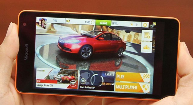 ĐTDĐ Microsoft Lumia 640 XL màu đen đang khuyến mãi